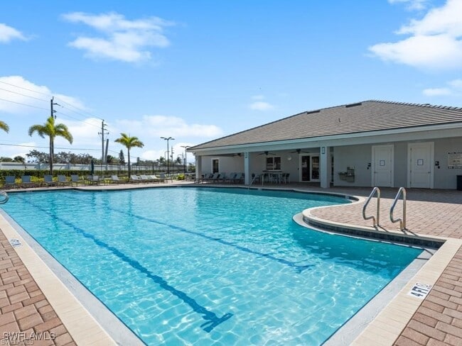 Building Photo - 1040 Tranquil Brk Dr