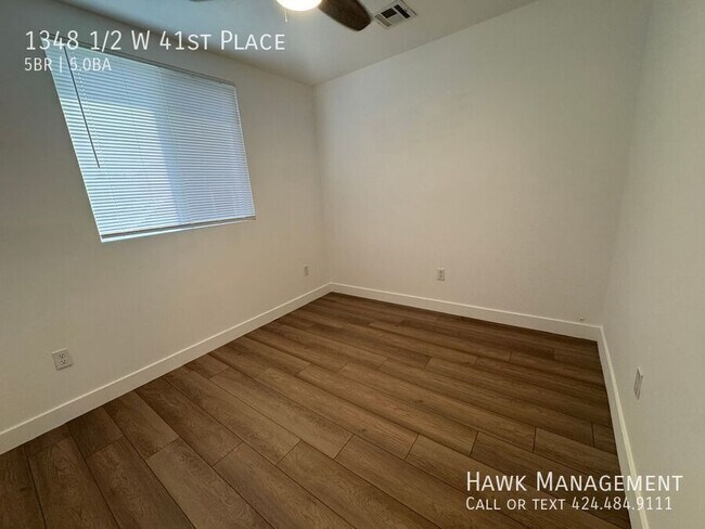 Building Photo - 1348 1/2 W 41st Place-