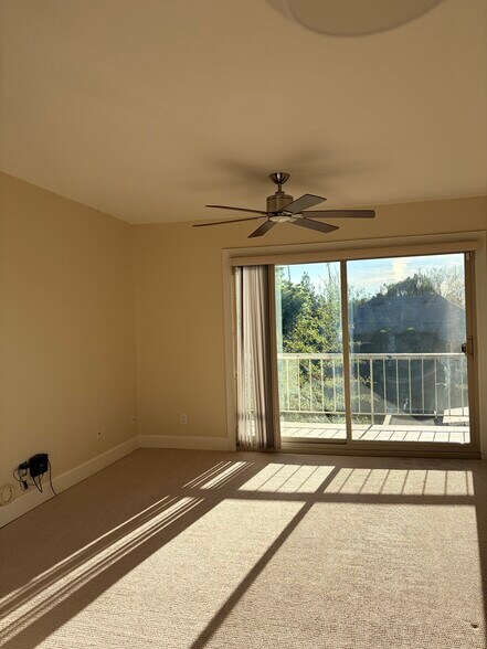 Building Photo - 590 El Dorado Ave