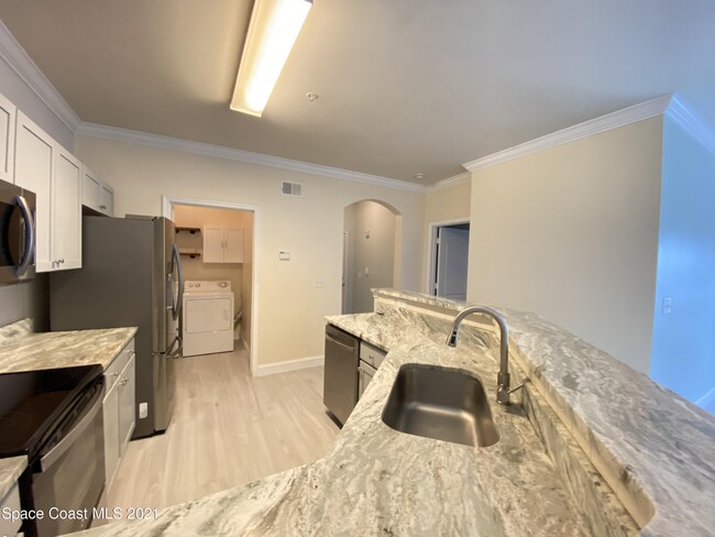 Building Photo - 6421 Borasco Dr