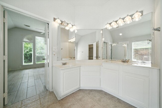 Building Photo - 3106 Windemere Park Ln