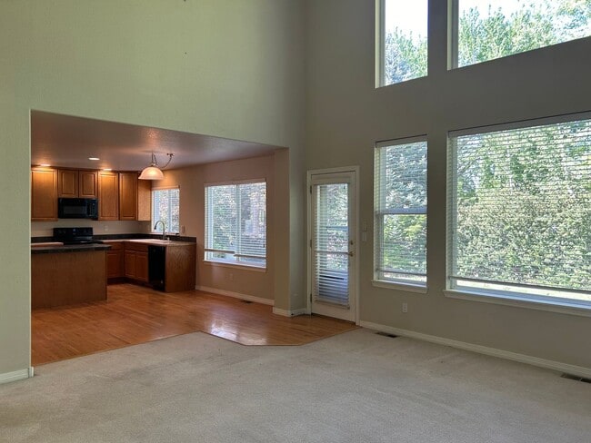 Building Photo - Beautiful Windsor Home Offering Space, Style, and Convenience