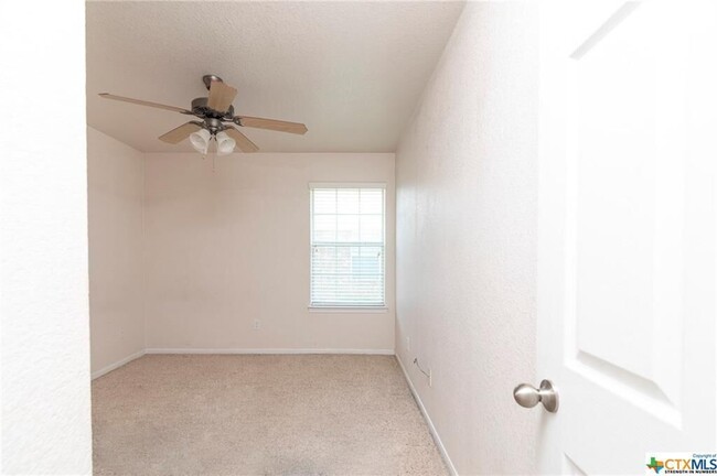 Building Photo - 2605 Wisteria Ln