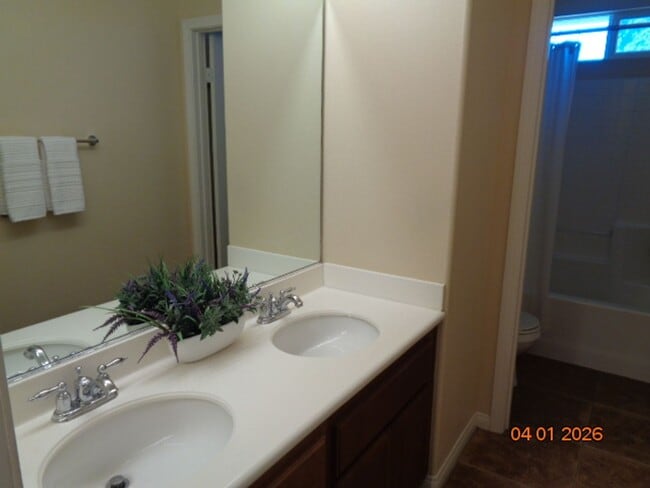 Building Photo - Spacious Quartz Hill 2 Story Home Offering 3663 sq. ft. and was Built in 2004