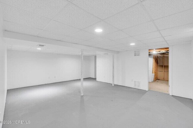 Building Photo - 809 Commonwealth Blvd