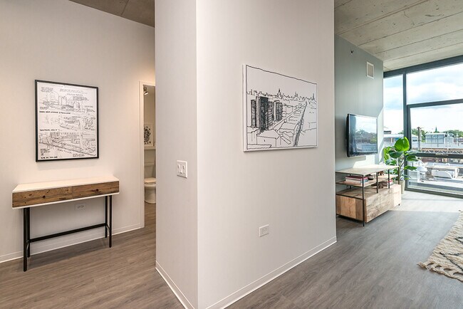 Building Photo - 2753 W Belden Ave