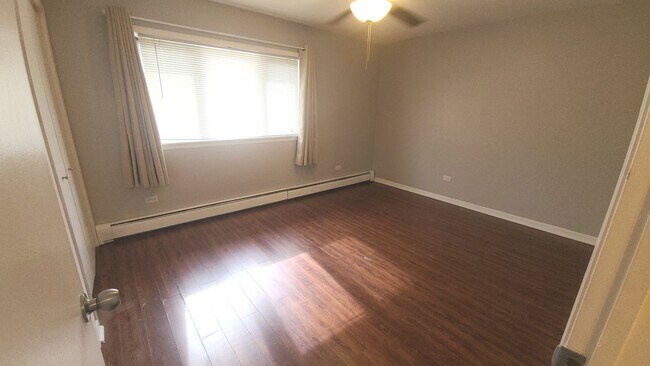 Building Photo - 5739 W 129th St