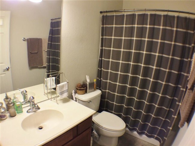 Building Photo - 15833 Mirasol Dr