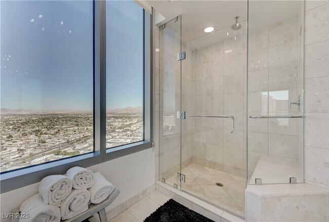 Building Photo - 222 Karen Ave