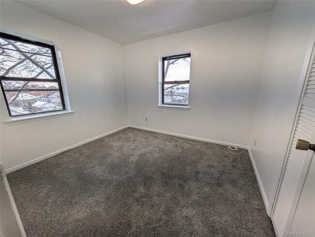 Building Photo - 209-28 Hillside Ave.