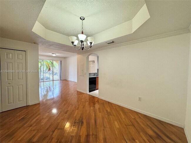 Building Photo - 6360 NW 114th Ave