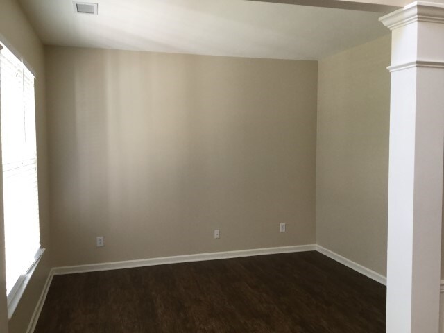 Building Photo - 2016 Arbor Vista Dr