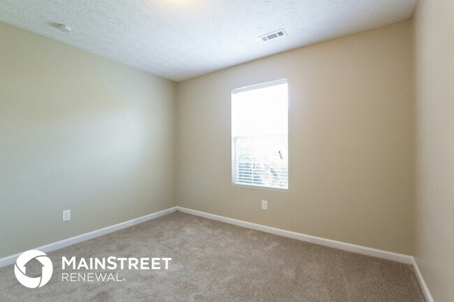 Building Photo - 9563 Fairway Turn