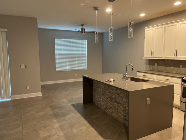 Building Photo - 15120 Sunrise Grove Ct