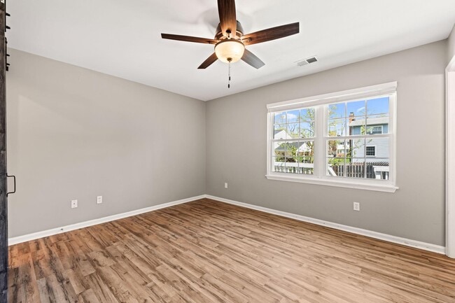 Building Photo - 8635 Old Mt Vernon Rd