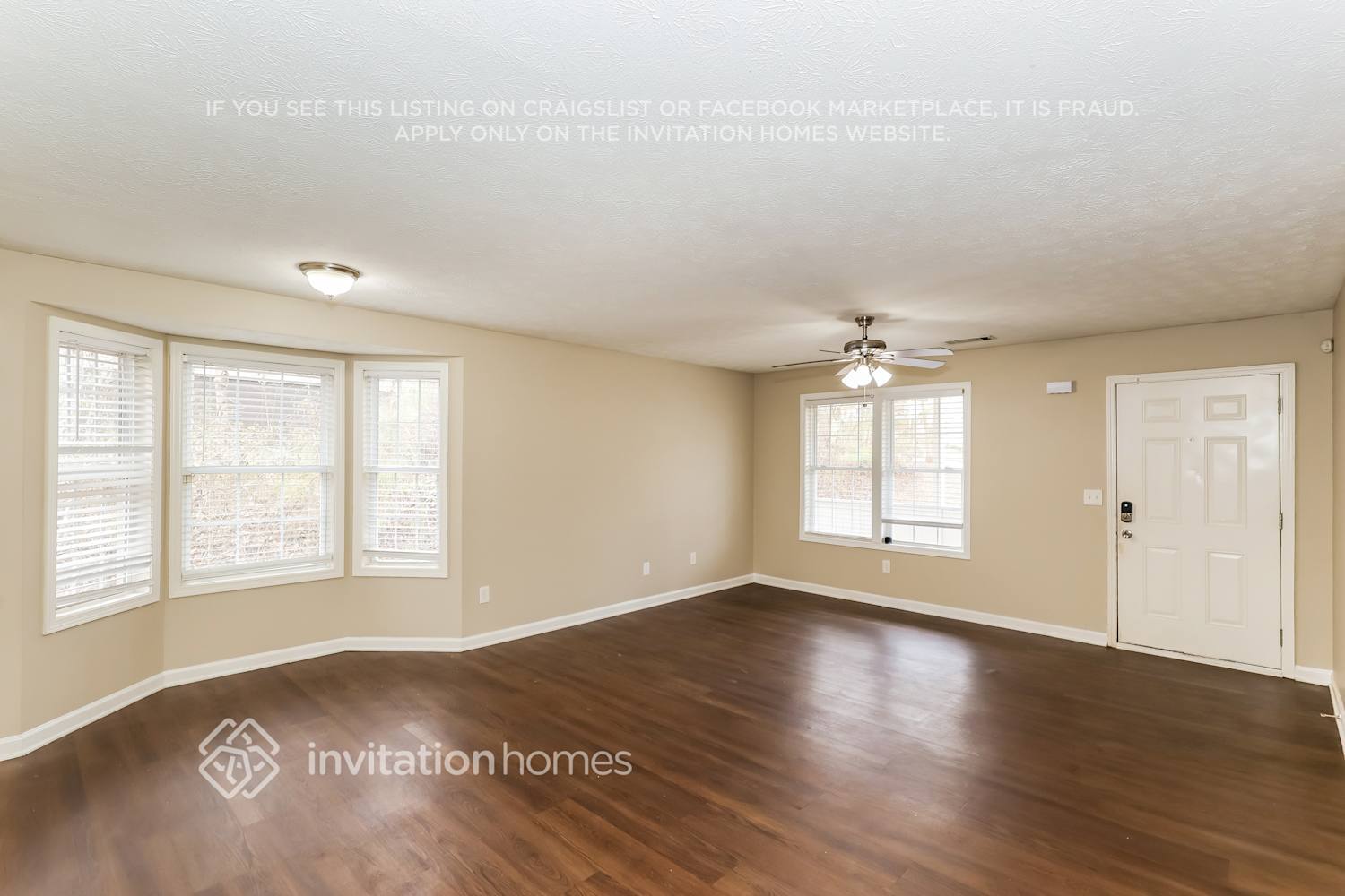 Building Photo - 8945 Ochil Ln