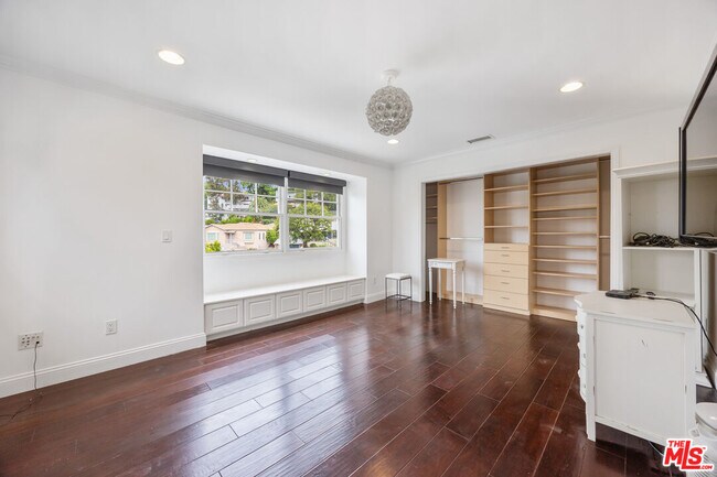 Building Photo - 12722 Halkirk St