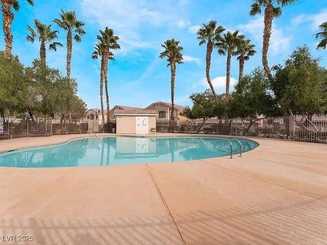 Building Photo - 3212 Regal Swan Pl