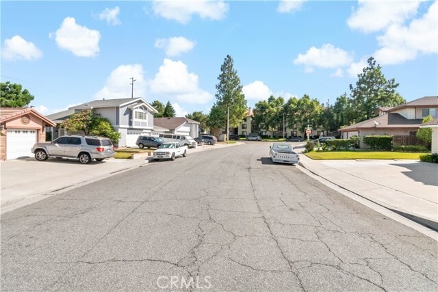 Building Photo - 2858 Laureltree Dr