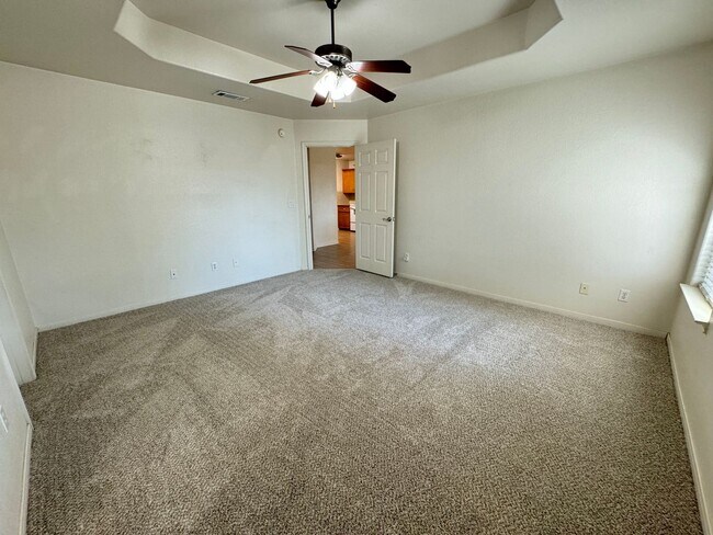 Building Photo - 3806 Tatonka Dr