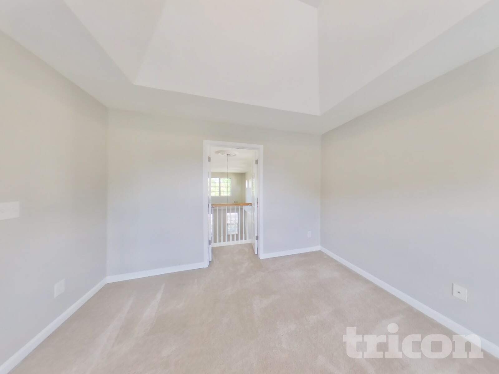 Building Photo - 4370 Rainer Dr