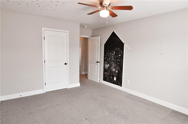 Building Photo - 691 River Mist Cir