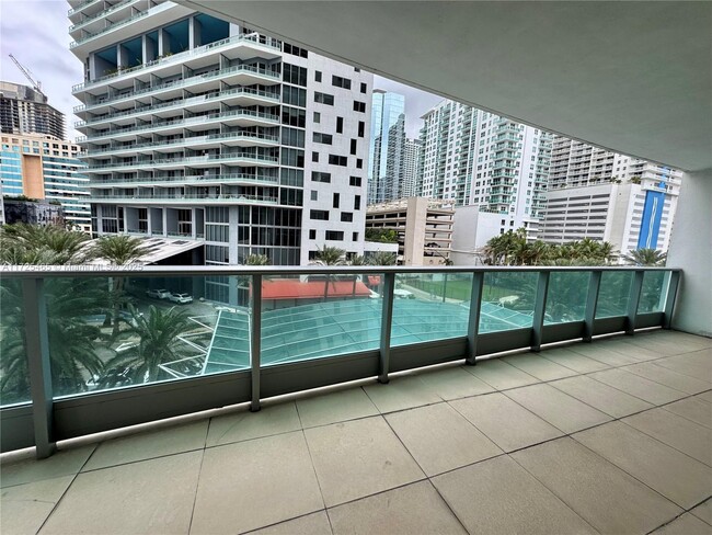 Building Photo - 1331 Brickell Bay Dr