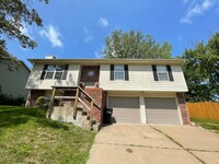 Building Photo - South Columbia 3 bed 2.5 bath Single Famil...