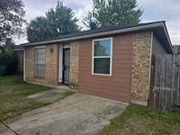 Building Photo - 3019 Aspin Dr