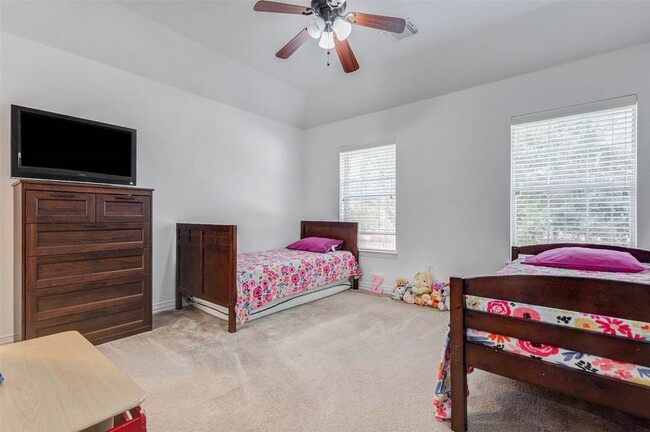 Building Photo - 26511 Cresent Cove Ln