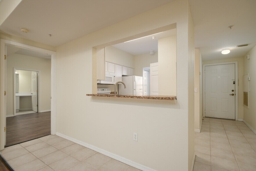 Building Photo - 5133 SW 91 Ct