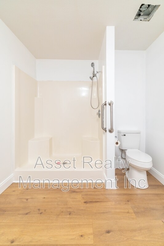 Building Photo - 7037 Wakan Ln