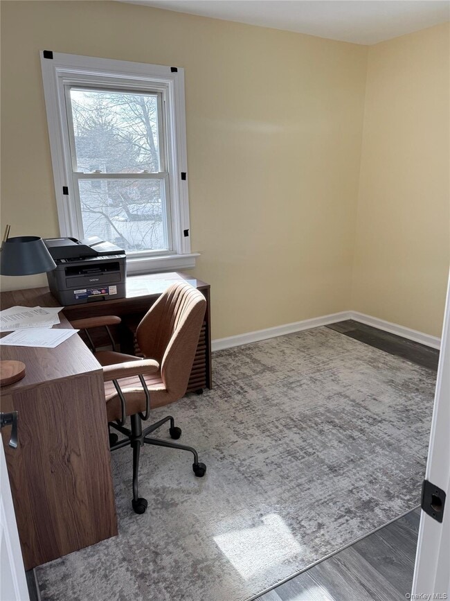 Building Photo - 363 Hewlett Pkwy