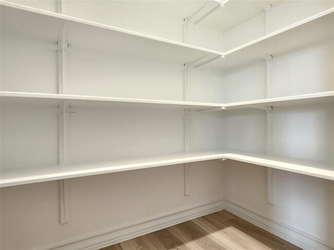 Building Photo - 202 Doodle Ln