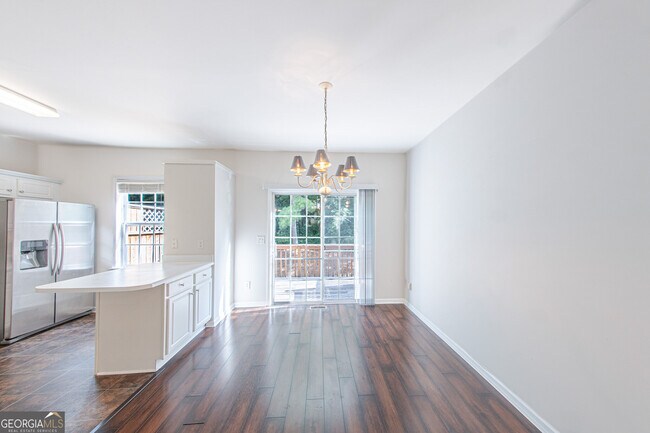 Building Photo - 3423 Lathenview Ct