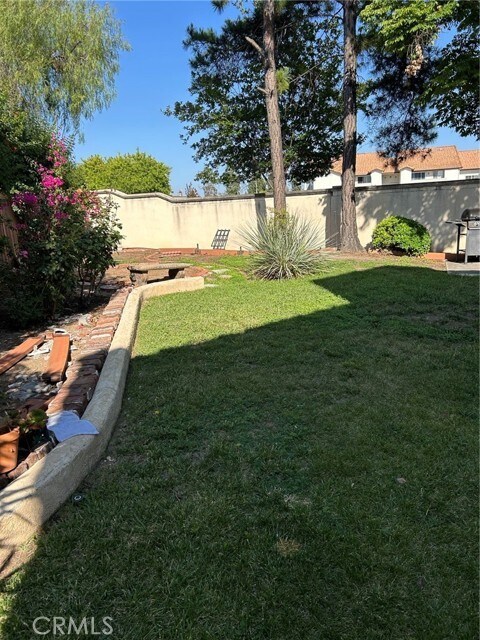 Building Photo - 39990 Gibraltar Dr