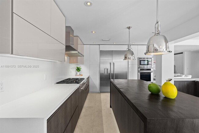 Building Photo - 575 Bay Point Rd