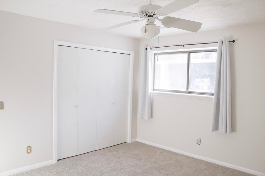 Bedroom - 6721 Boca Vista Dr NE