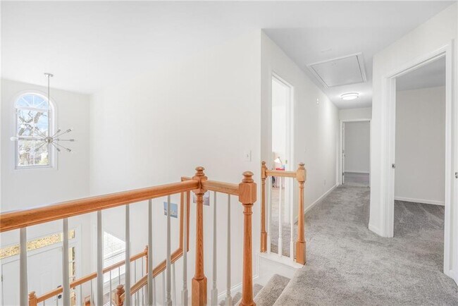 Building Photo - 812 Pinder Point Ct