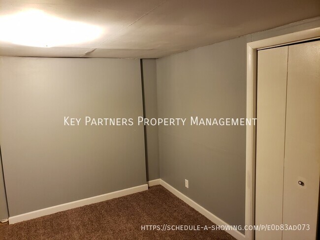 Building Photo - 7132 Newton Dr