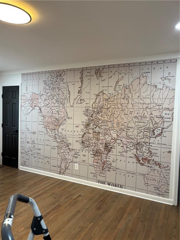 Building Photo - 2352 Englewood Dr