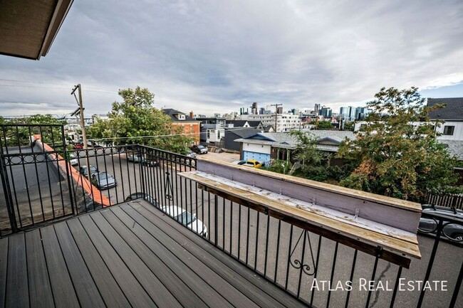 Building Photo - 2nd Floor LoHi 2 Bed 1 Bath with a Private...