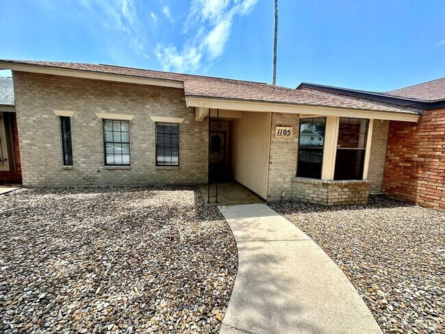Primary Photo - 1105 Cardinal Ave