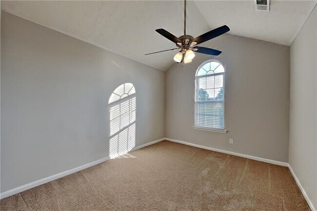 Building Photo - 926 Tilford Ct