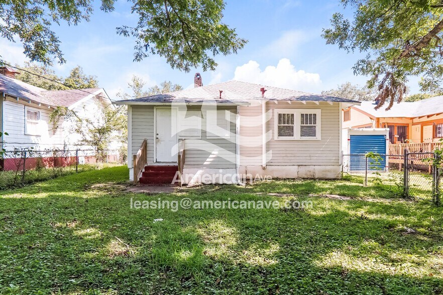 Building Photo - 1784 Mc Millon Ave