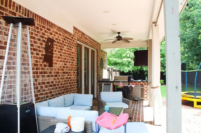 Building Photo - Charming 3-Bedroom, 2-Bath Home in Starkville!