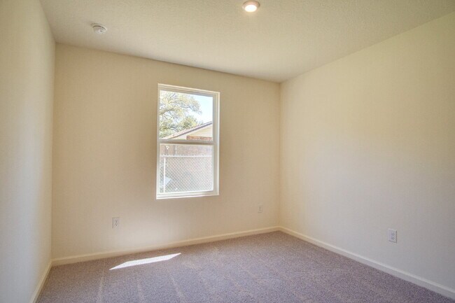 Building Photo - Price Just Reduced! Brand-New 3BR/2BA Home...