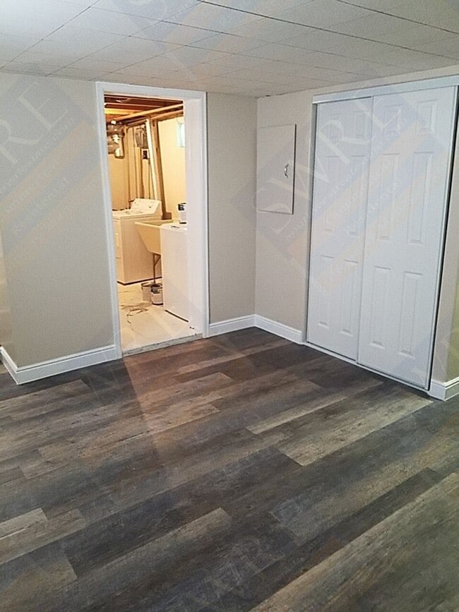 Building Photo - 105 White Mountain Dr