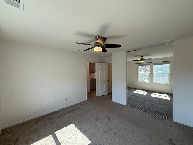 Building Photo - Stunning 2B/2.5BA San Marcos Townhome with...