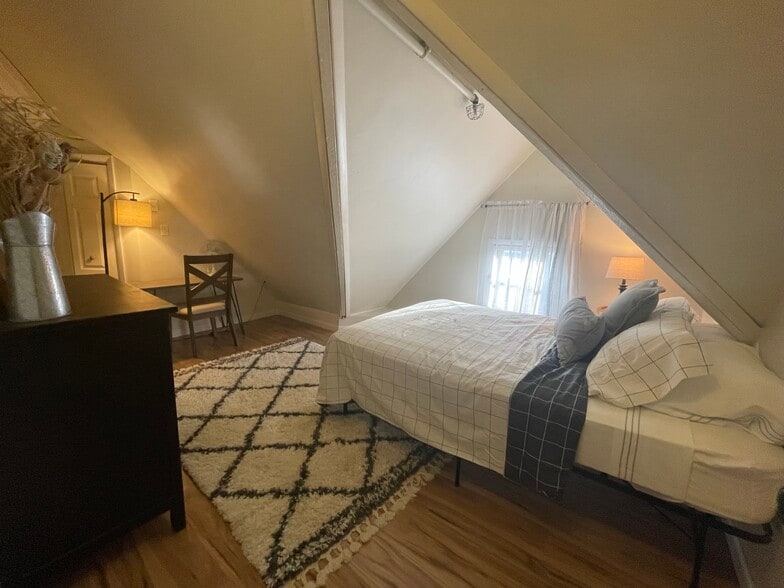 Bedroom #4 - 18 Bradley St